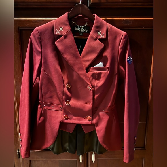 Red Dressage Show Coat - Picture 2 of 6